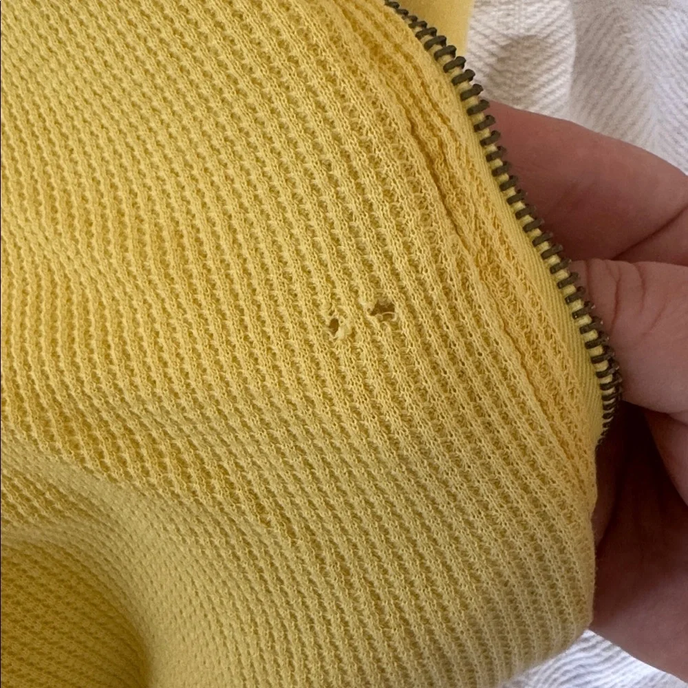 Elwood Cropped Yellow Thick Waffle Knit Lined Hoodie Size: L - Picture 7 of 7